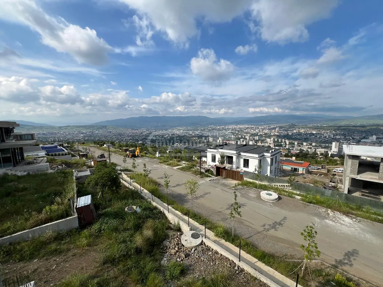  למכירה 730 m² מֶרחָב פרטי בית near the Lisi lake