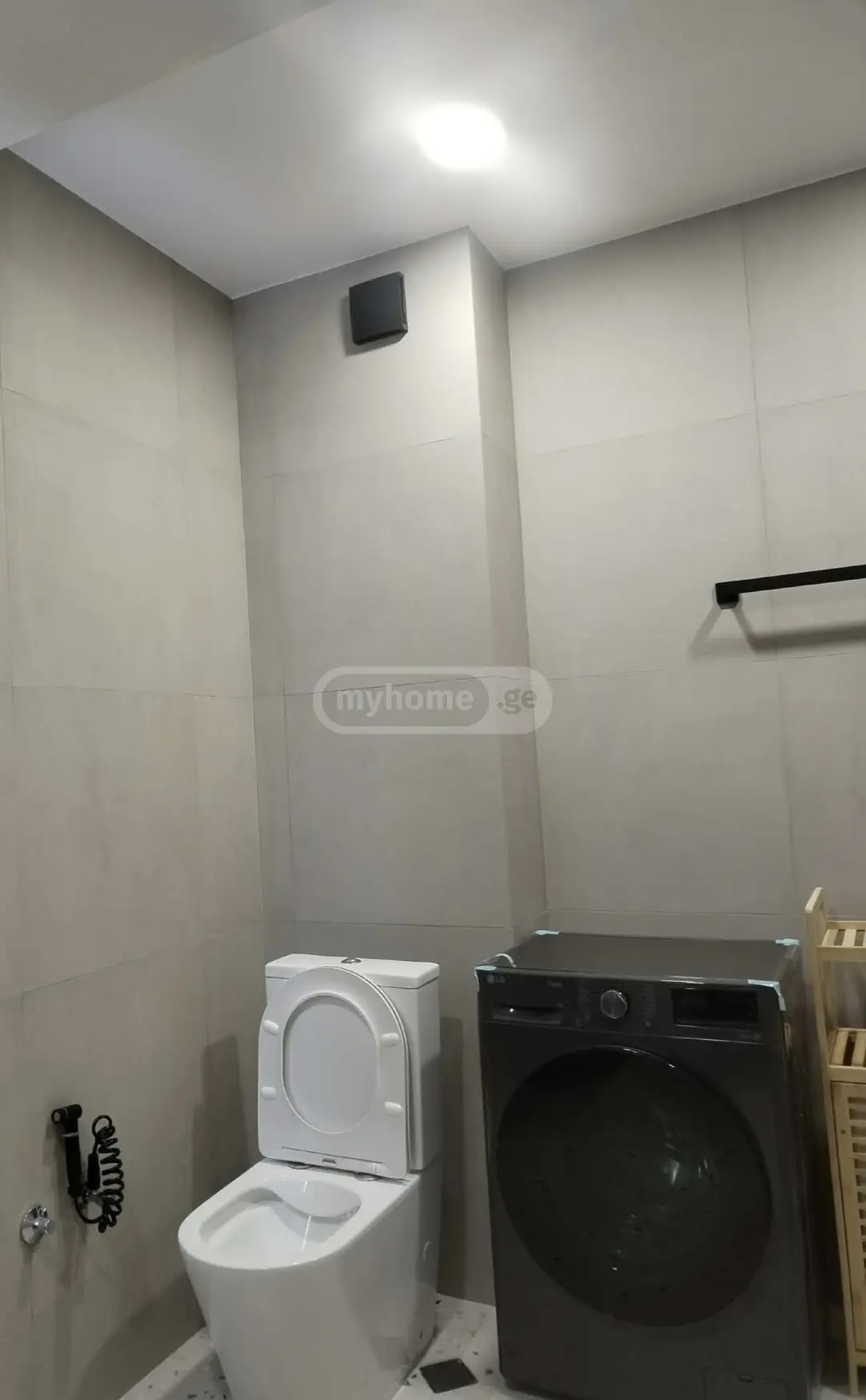  למכירה 2 חֶדֶר  דִירָה near the Lisi lake  Avto Varazi Street 
