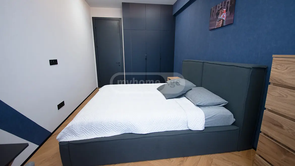  للبيع 2 room  الشقة في منطقة فاكي  Paata Datuashvili St. 