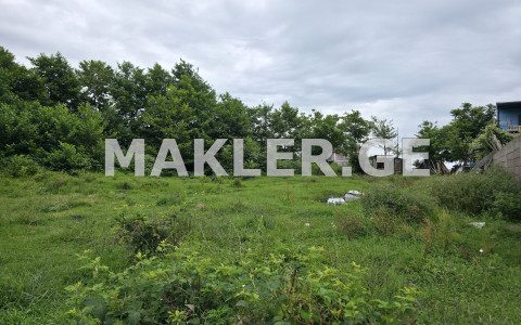  للبيع 1200 m² space أراضي in Ureki