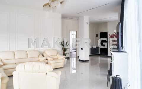  出售 4 room  公寓 in Ortachala  in Gorgasali st. 