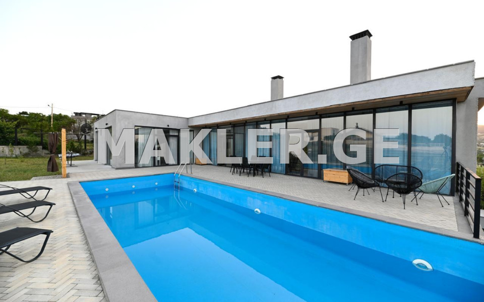  ქირავდება 225 m² ფართობის საკუთარი სახლი წავკისში