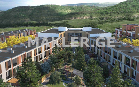  出售 335 m² space 私人+独立屋 in Oqrokana