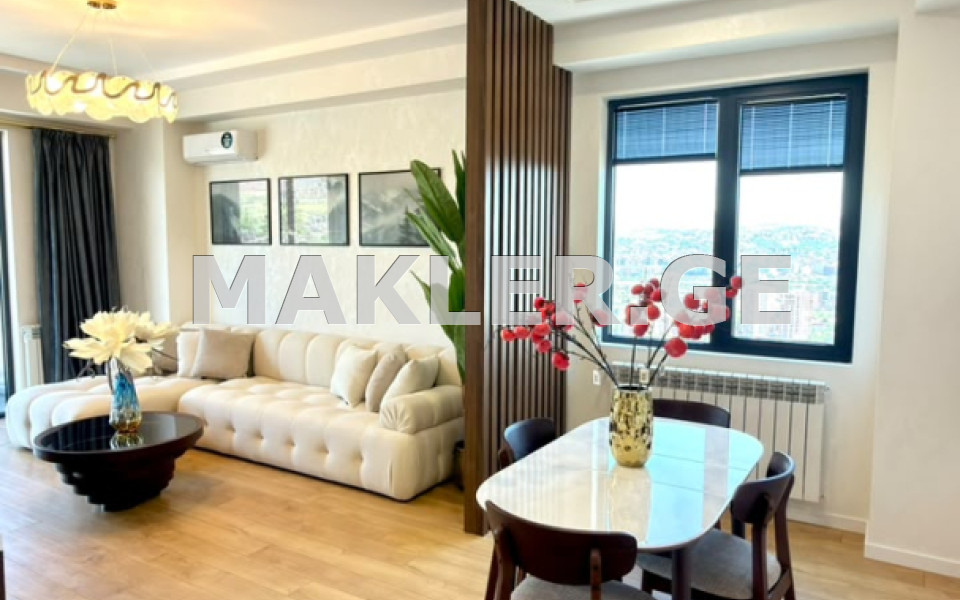  出售 3 room  公寓 萨布尔塔洛区  in Shartava st. 