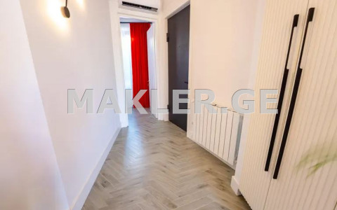 For Rent 2 room  Apartment in Mtatsminda dist. (Old Tbilisi)  in Zichi st. 