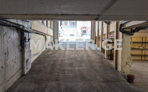  ქირავდება 205 m² ფართობის კომერციული ფართი ვეძისში  ონიაშვილის ქუჩაზე 