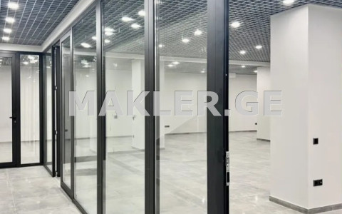  للإيجار 450 m² space تجاري in Avlabari dist.  in Metekhi turn 