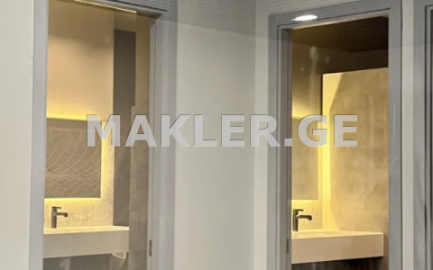  للإيجار 450 m² space تجاري in Avlabari dist.  in Metekhi turn 