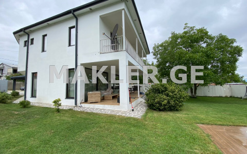  للبيع للإيجار 350 m² space منزل خاص in Shindisi