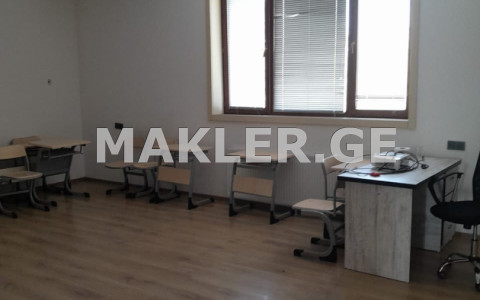  For Sale 913 m² space Commercial space in Saguramo
