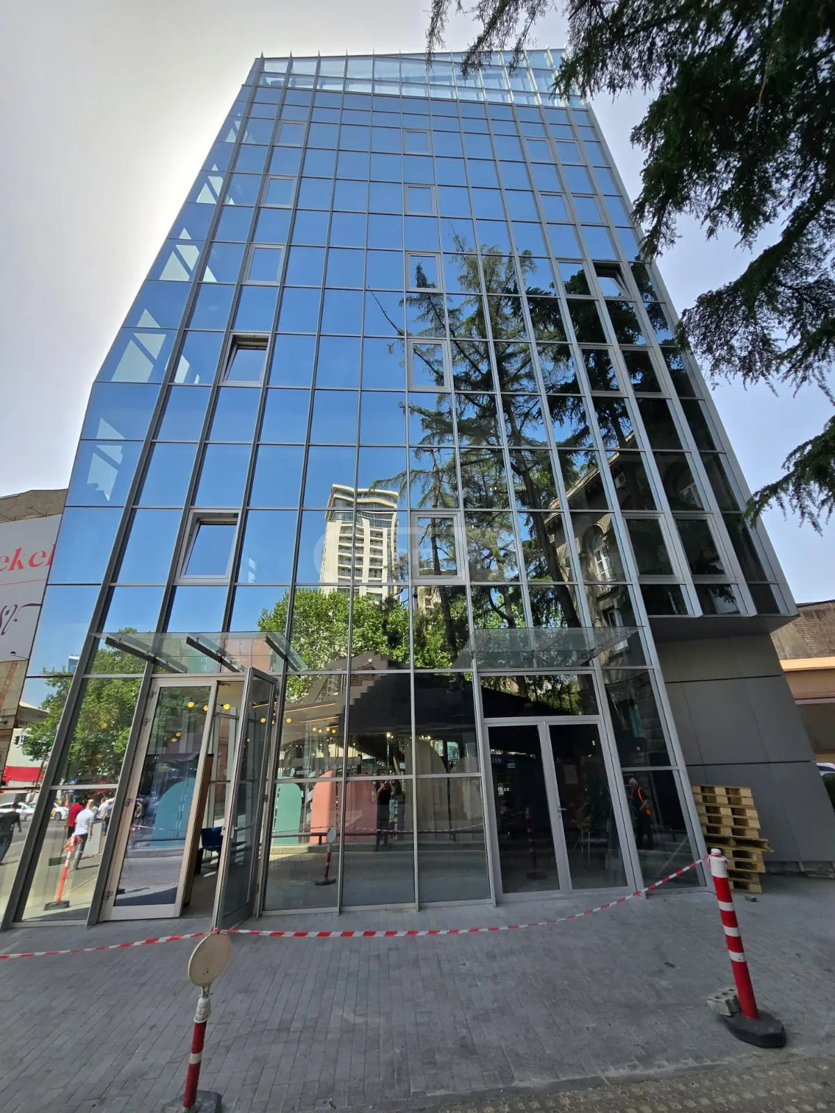  For Rent 320 m² space Office in Saburtalo dist.  on Kostava st. 