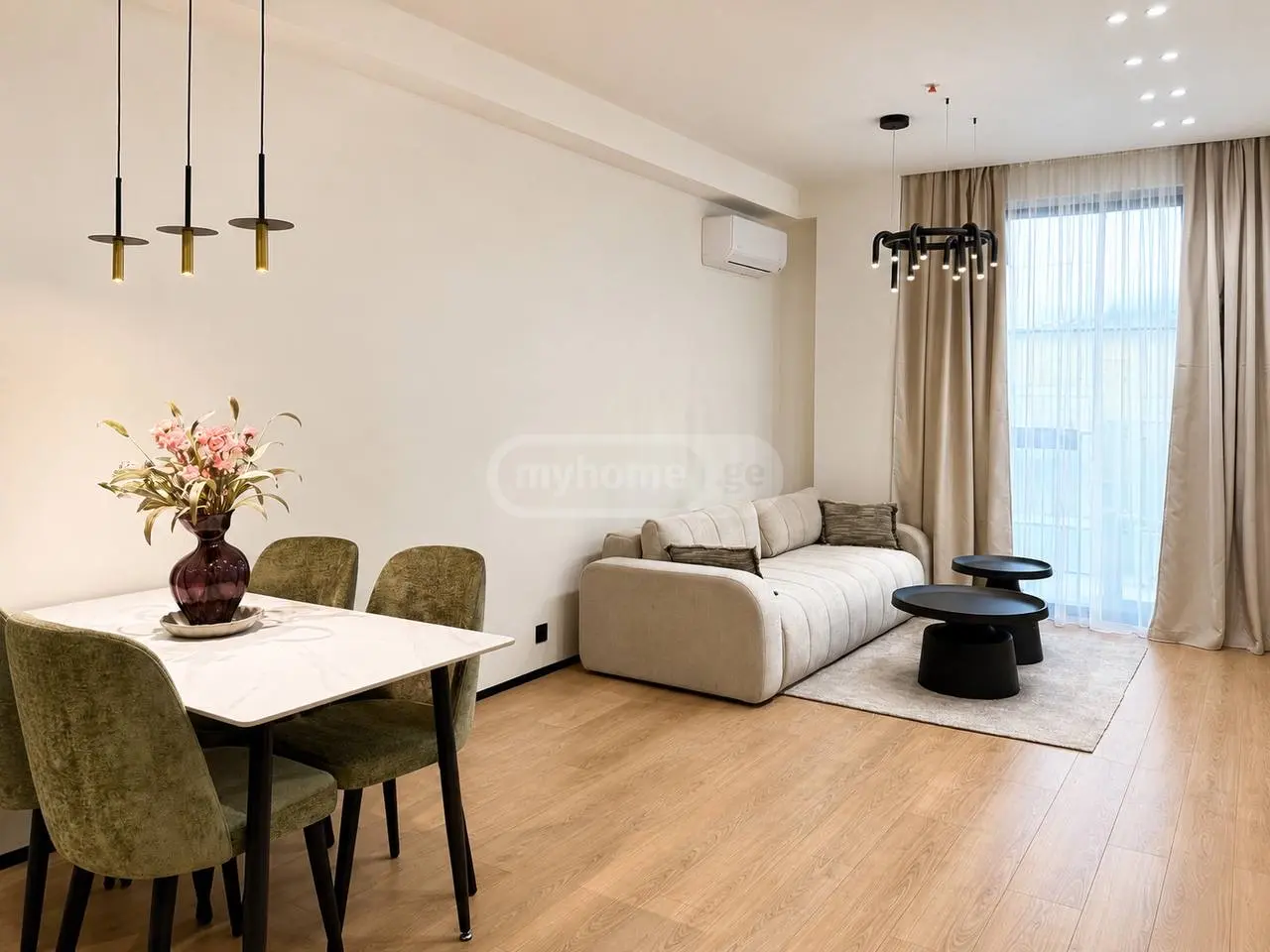  للبيع 2 room  الشقة في منطقة إيساني  in Bochormi st. 