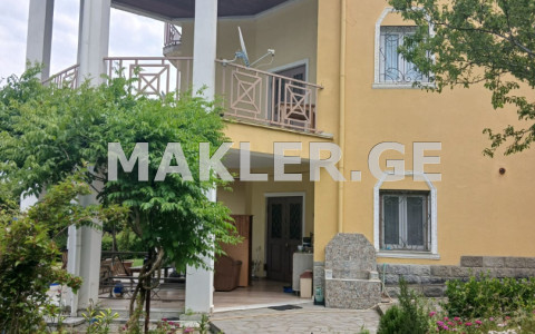  出售 449 m² space 私人+独立屋 in Tabakhmela