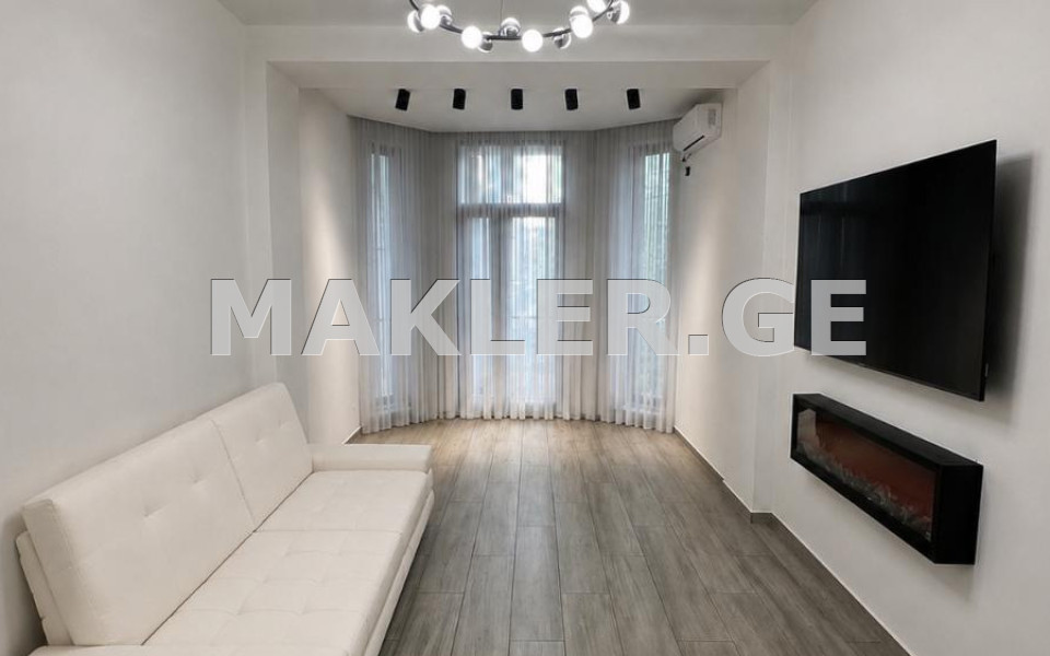  出售 5 室  公寓 瓦凯区  in I. Chavchavadze Ave. 