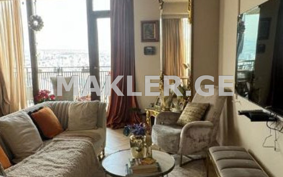  出售 3 room  公寓 瓦凯区  in I. Chavchavadze Ave. 