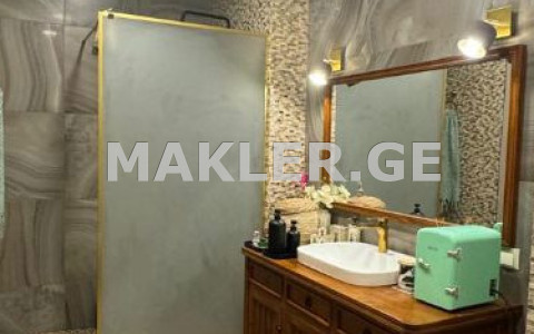  出售 3 room  公寓 瓦凯区  in I. Chavchavadze Ave. 