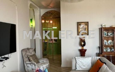 出售 3 room  公寓 瓦凯区  in I. Chavchavadze Ave. 