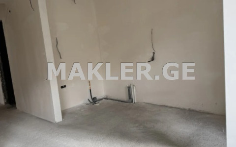  للبيع 3 غرف  الشقة near the Lisi lake  Avto Varazi Street 