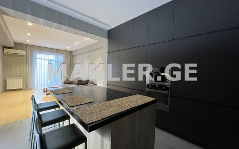  للبيع 3 room  الشقة في منطقة سابورتالو  in M.Aleksidze st. 