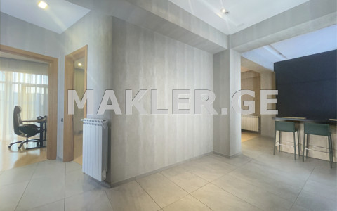  للبيع 3 room  الشقة في منطقة سابورتالو  in M.Aleksidze st. 
