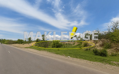  للبيع 2200 m² space أراضي in Norio