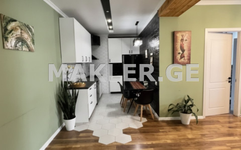  出售 3 room  公寓 萨布尔塔洛区  in Alexander Ioseliani st 