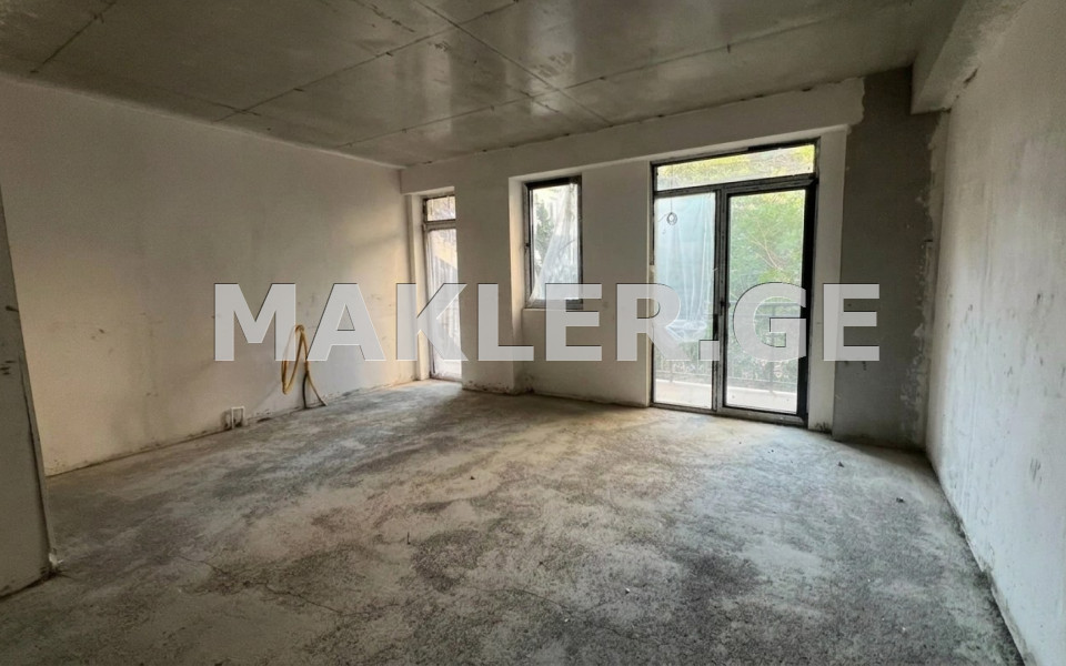 出售 4 room  公寓 瓦凯区  on Ir. Abashidze st. 