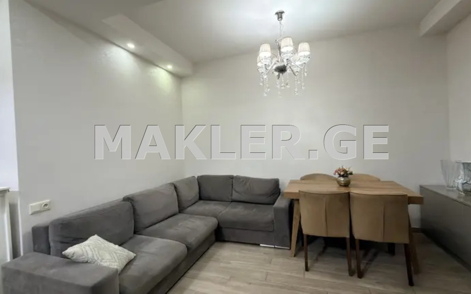  للبيع 3 room  الشقة في منطقة سابورتالو  in Bochorishvili st. 