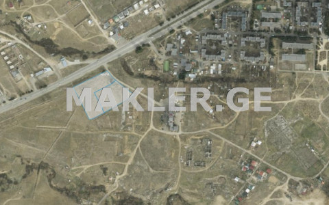  出售 12000 m² space 土地 in Ponichala dist.