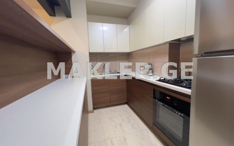  للبيع 3 room  الشقة في منطقة سابورتالو  in Saakadze square 