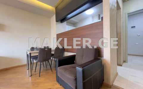  للبيع 3 room  الشقة في منطقة سابورتالو  in Saakadze square 