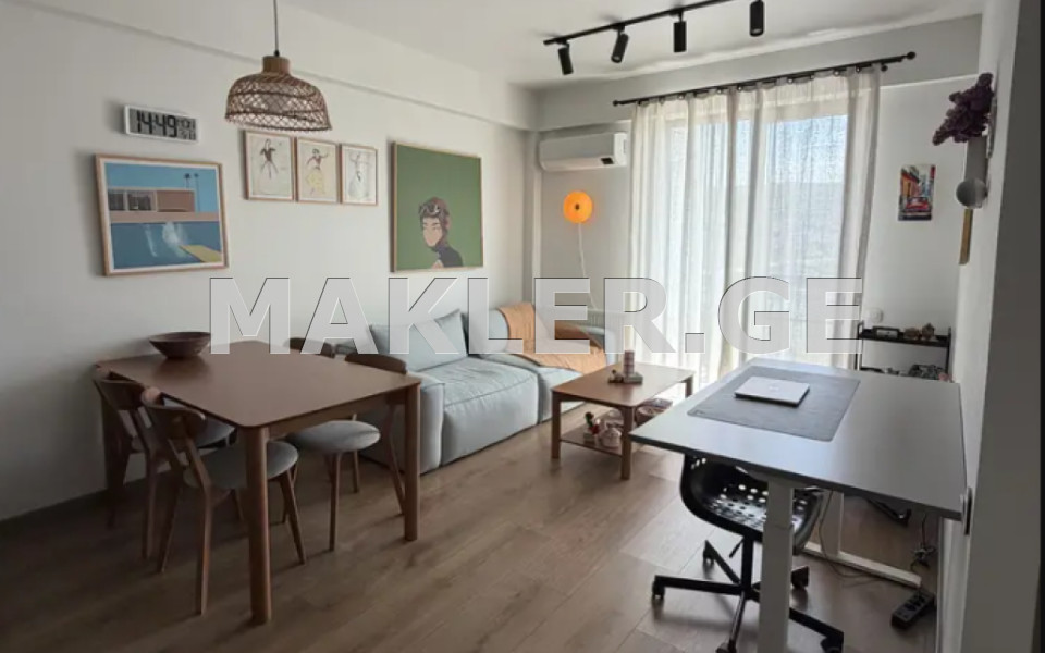  للبيع 2 room  الشقة near the Lisi lake  in Leo Kvadchadze st 