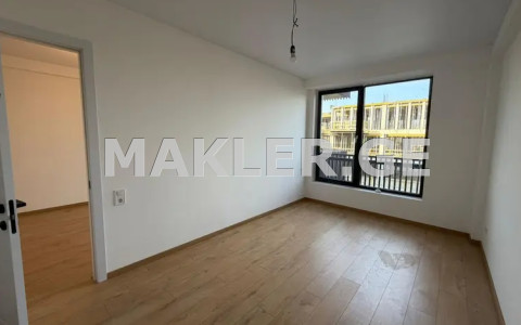  למכירה 2 חֶדֶר  דִירָה near the Lisi lake  Avto Varazi Street 