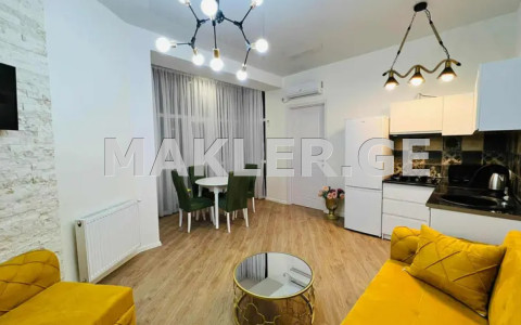  למכירה 2 חֶדֶר  דִירָה in Saburtalo dist.  in Al. Kazbegi Ave. 