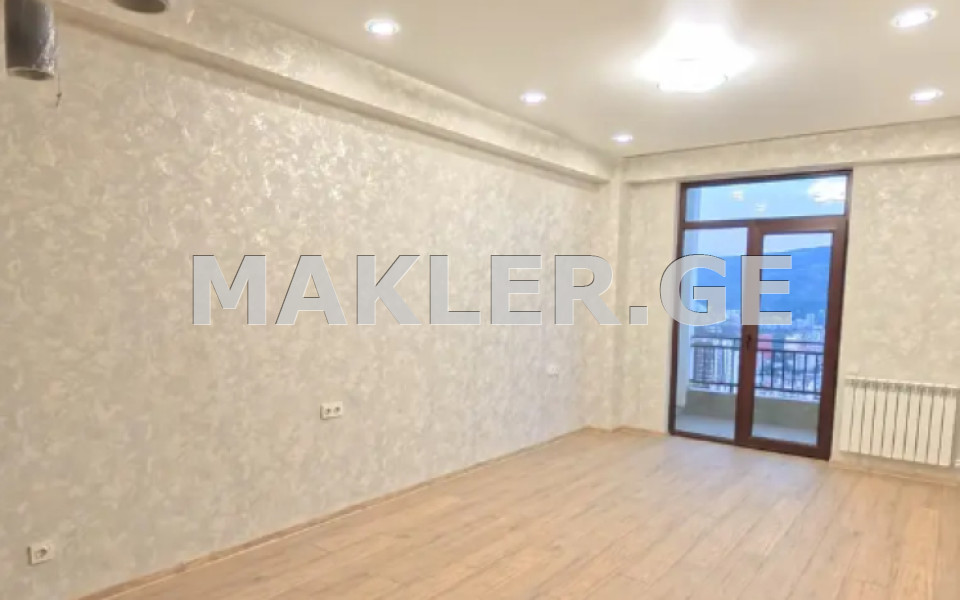  للبيع 2 room  الشقة في هضبة نوتسوبيدزه  in E. Amashukeli st. 