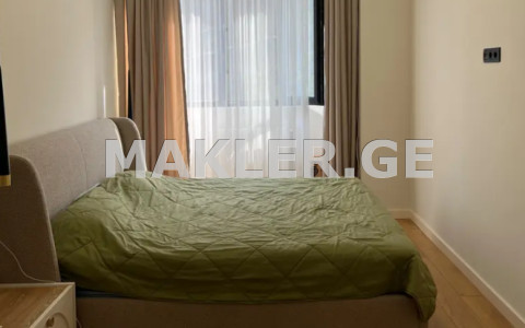  出售 3 室  公寓 near the Lisi lake  Avto Varazi Street 