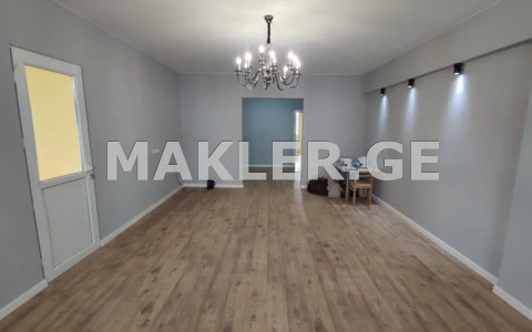  出售 4 room  公寓 萨布尔塔洛区  in Shartava st. 