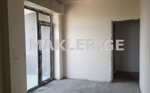  出售 3 room  公寓 萨布尔塔洛区  in Shartava st. 