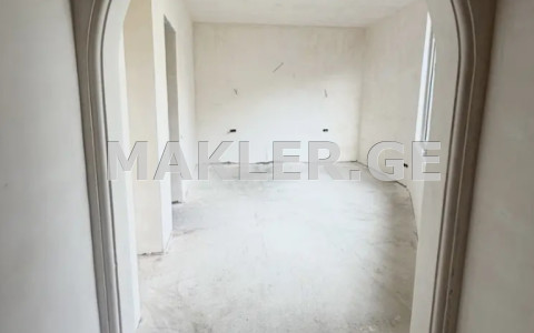  出售 4 room  公寓 瓦凯区  on Ir. Abashidze st. 
