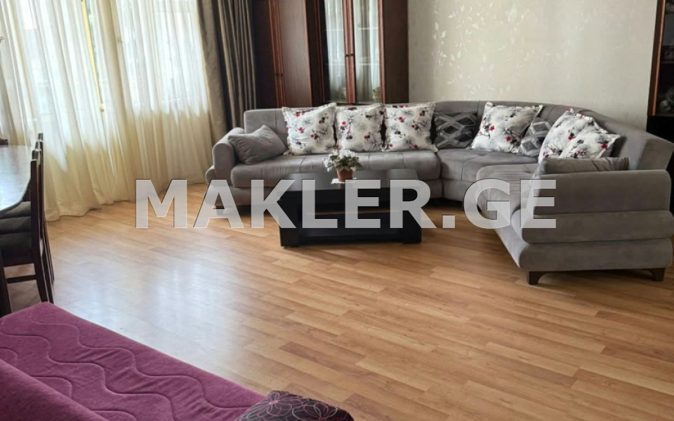  للبيع 5 room  الشقة في منطقة ديدي ديغومي  in Bagrat III st. 