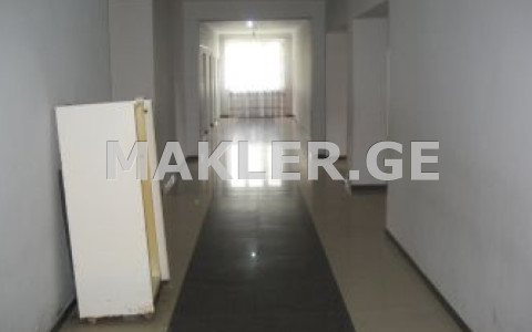  出售 3900 m² space 商业地产 瓦凯区  in Takaishvili st. 