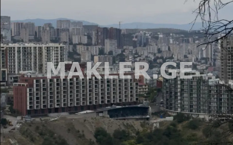 出售 4 room  公寓 瓦凯区  in Giorgi danelia st 
