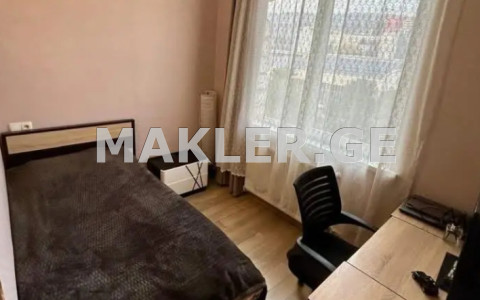  出售 4 room  公寓 萨布尔塔洛区  in Ana Politkovskaya st. 