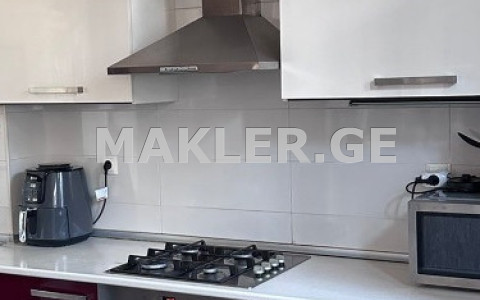  للبيع 4 غرف  الشقة في منطقة فيرا  in Barnovi st. 