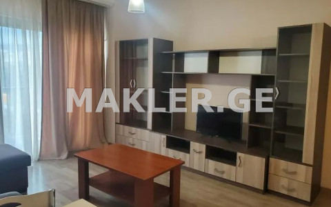  出租 3 room  公寓 萨布尔塔洛区  in Tamarashvili st. 