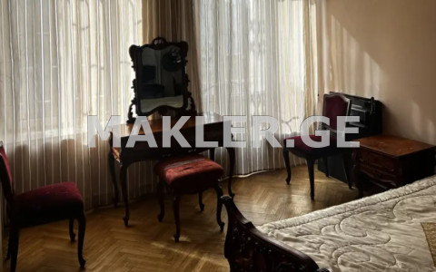  للبيع 3 room  الشقة في منطقة فيرا  in Makashvili st. 