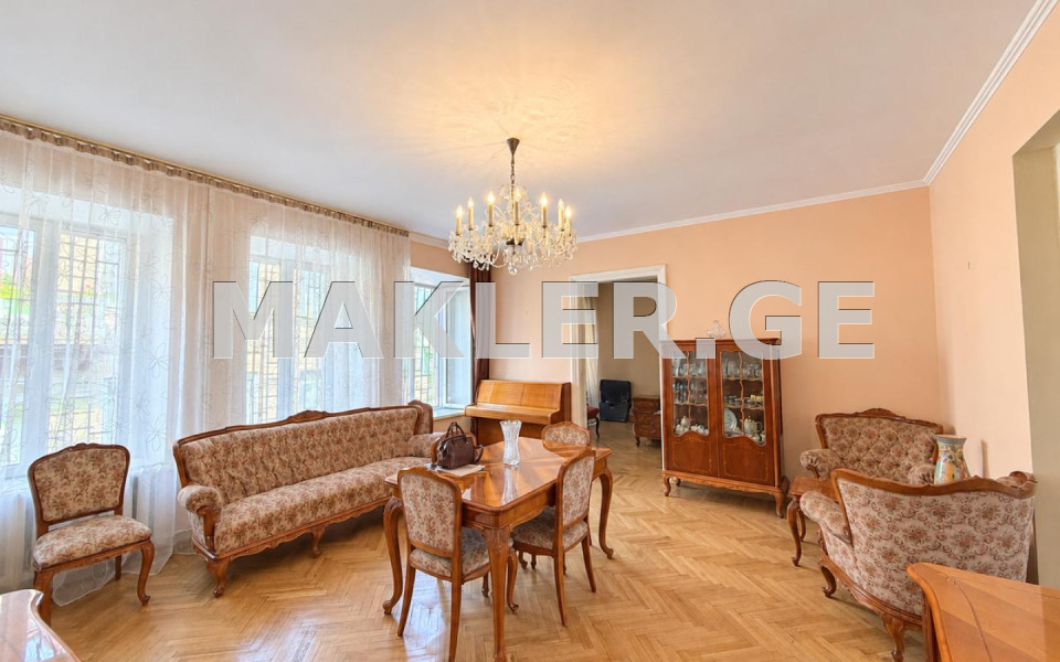  For Sale 3 room  Apartment in Vera dist.  in Makashvili st. 