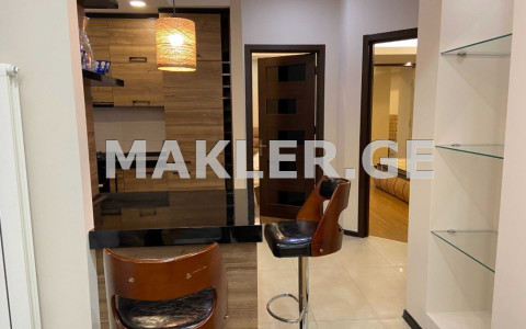  出租 3 room  公寓 瓦凯区  in I. Chavchavadze Ave. 