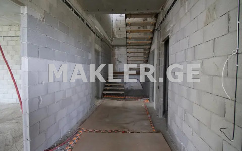  למכירה 378 m² מֶרחָב פרטי בית in Tsavkisi