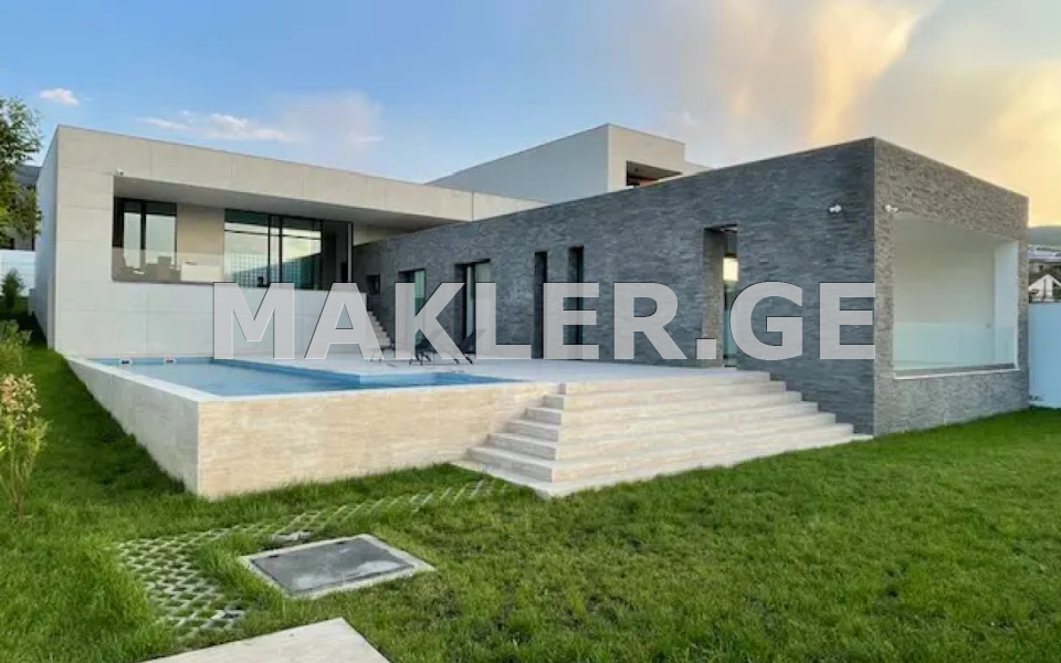  იყიდება 500 m² ფართობის საკუთარი სახლი წავკისში
